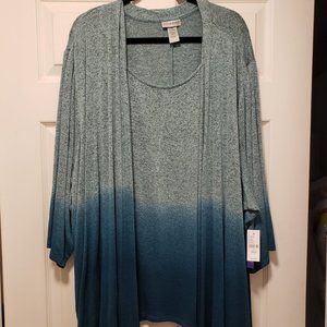 Size 5x Top, Blue Ombre dye. Mock sweater set. NWT